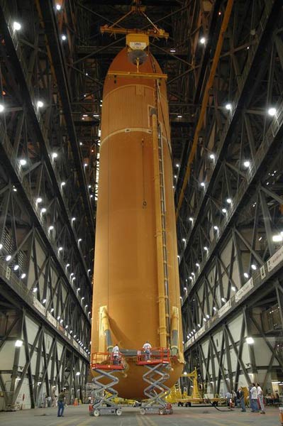 Shuttle Fuel Tank to Meet Boosters for NASA's STS-121 Flight